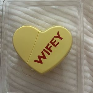 Brand new KKW hearts collection “wifey”